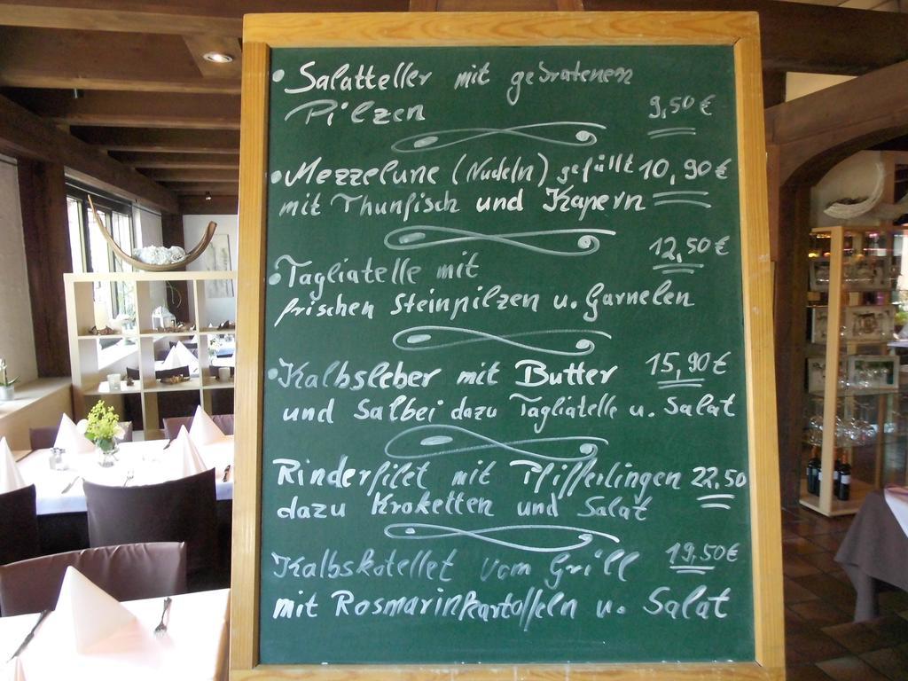 Hotel-Restaurant Schwyzerhuesli Viernheim Extérieur photo