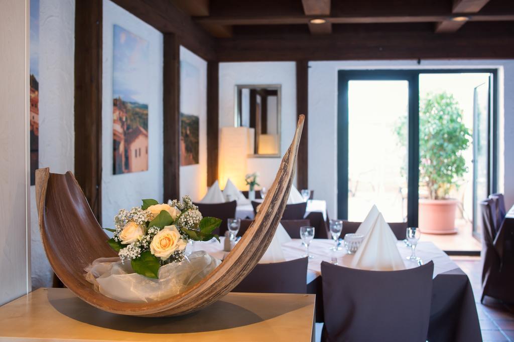 Hotel-Restaurant Schwyzerhuesli Viernheim Extérieur photo