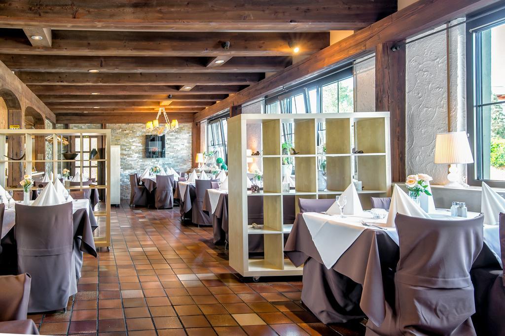 Hotel-Restaurant Schwyzerhuesli Viernheim Extérieur photo