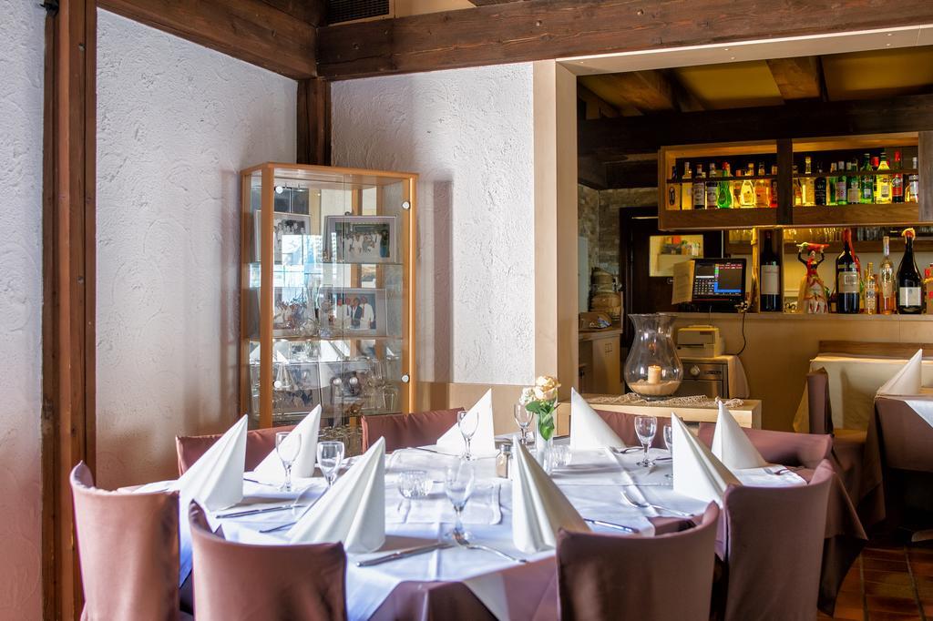 Hotel-Restaurant Schwyzerhuesli Viernheim Extérieur photo